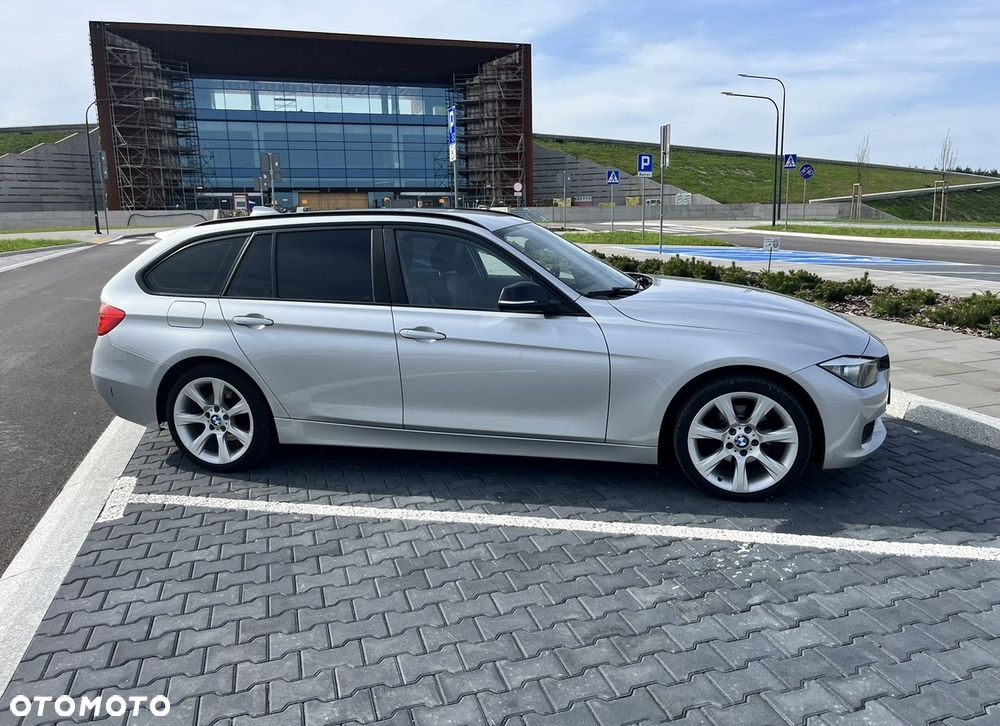 BMW Seria 3 316d - 4