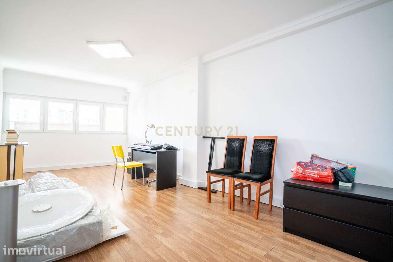 Loja para Arrendamento | 78,5 m² | Estrada do Desvio – Lumiar - Grande imagem: 5/17