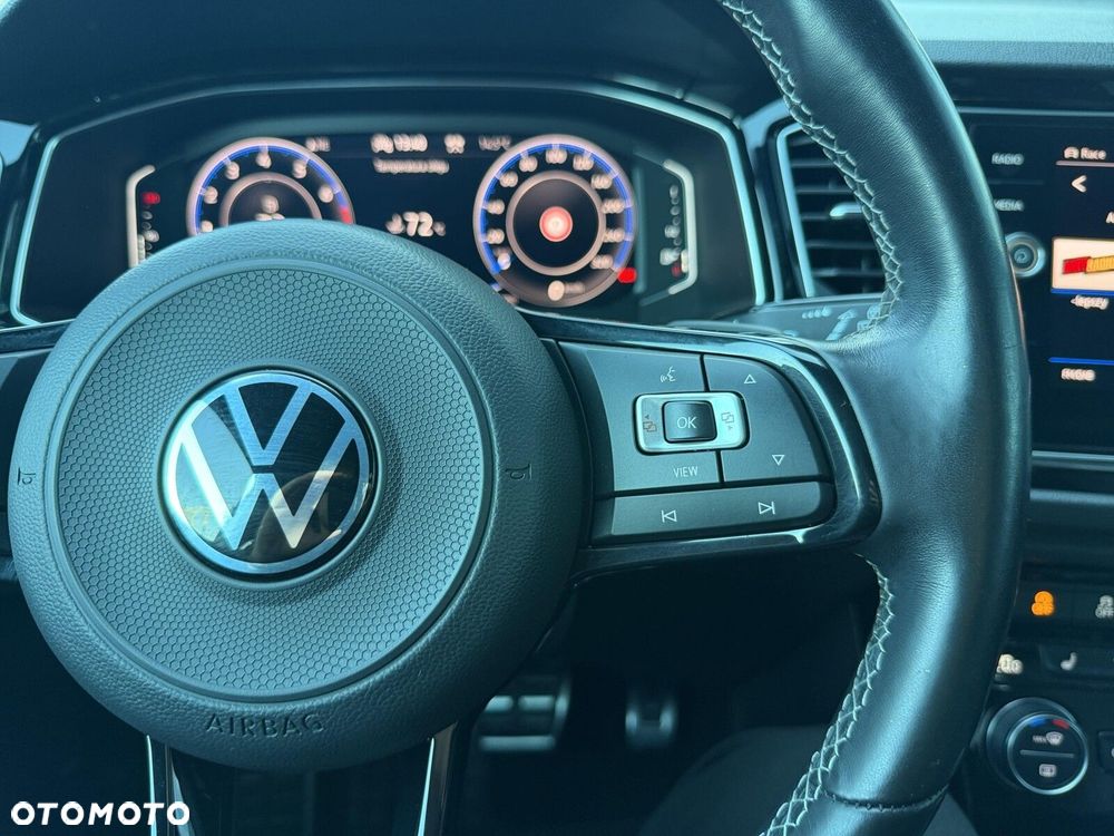 Volkswagen T-Roc - 18