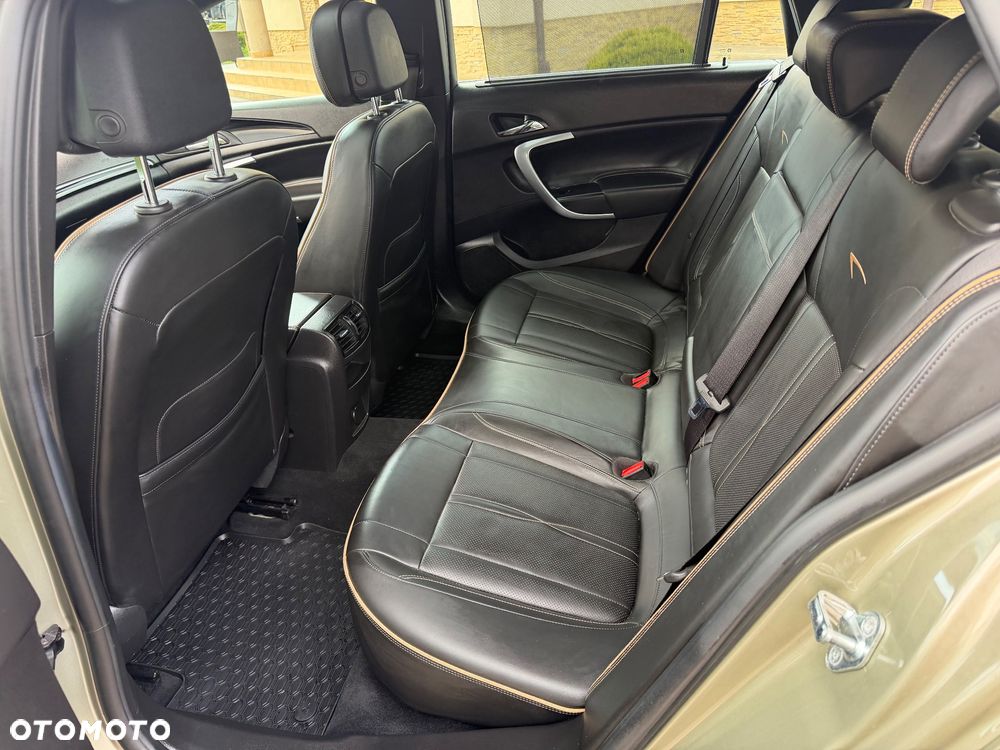 Opel Insignia - 23