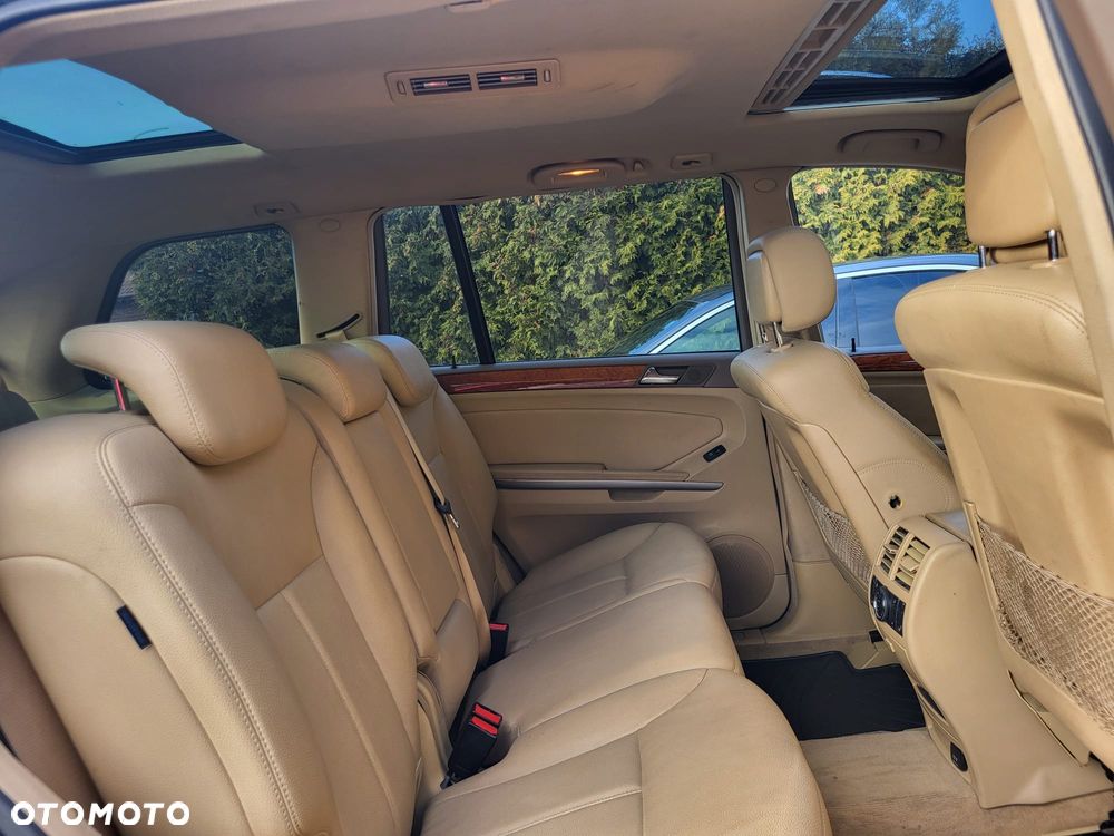 Mercedes-Benz GL 320 CDI - 13