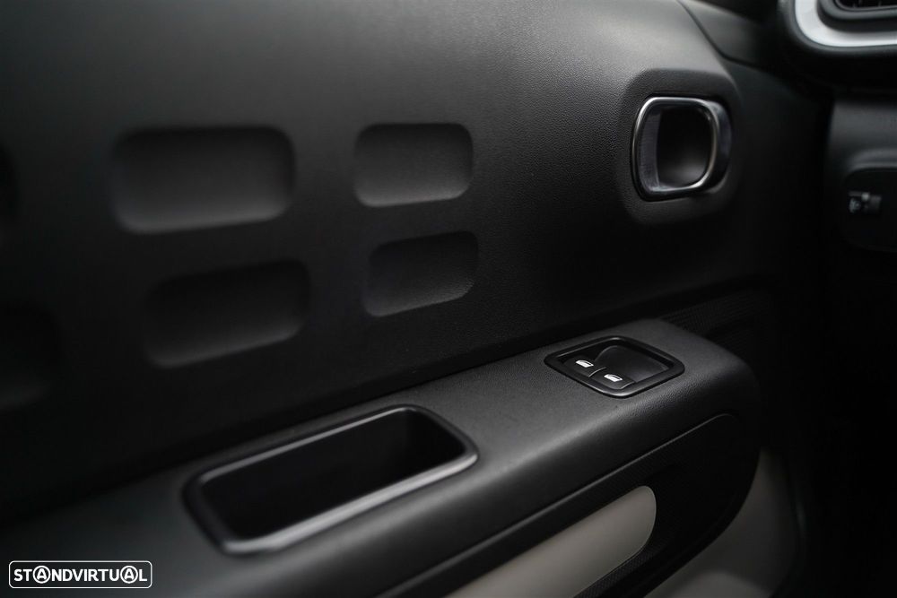 Citroën C3 1.2 PureTech C-Series - 16