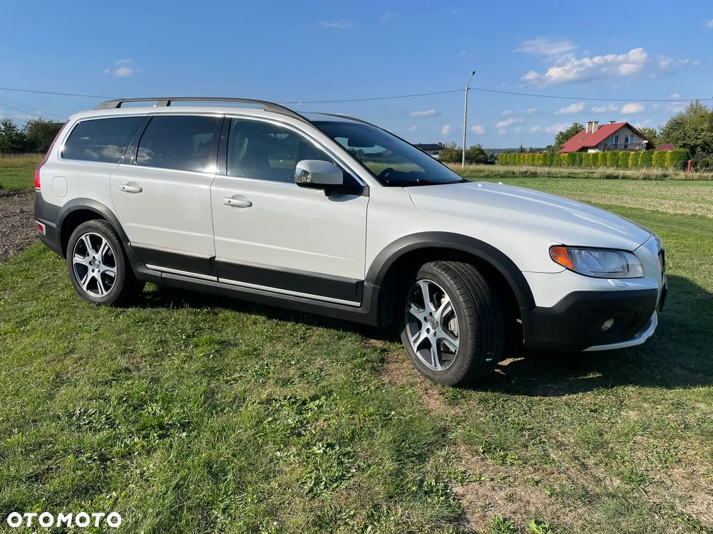 Volvo XC 70 T6 AWD Momentum - 29
