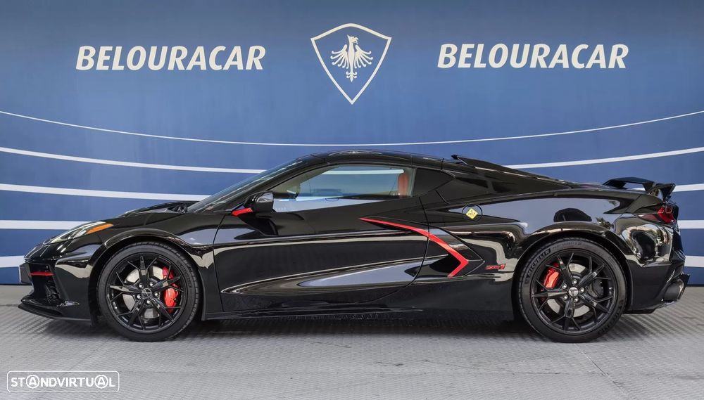 Chevrolet Corvette - 5