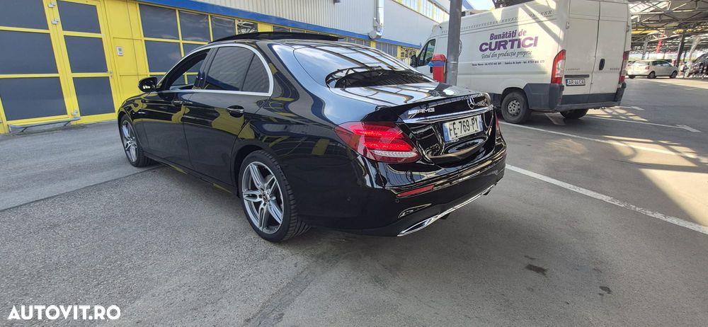 Mercedes-Benz E - 4