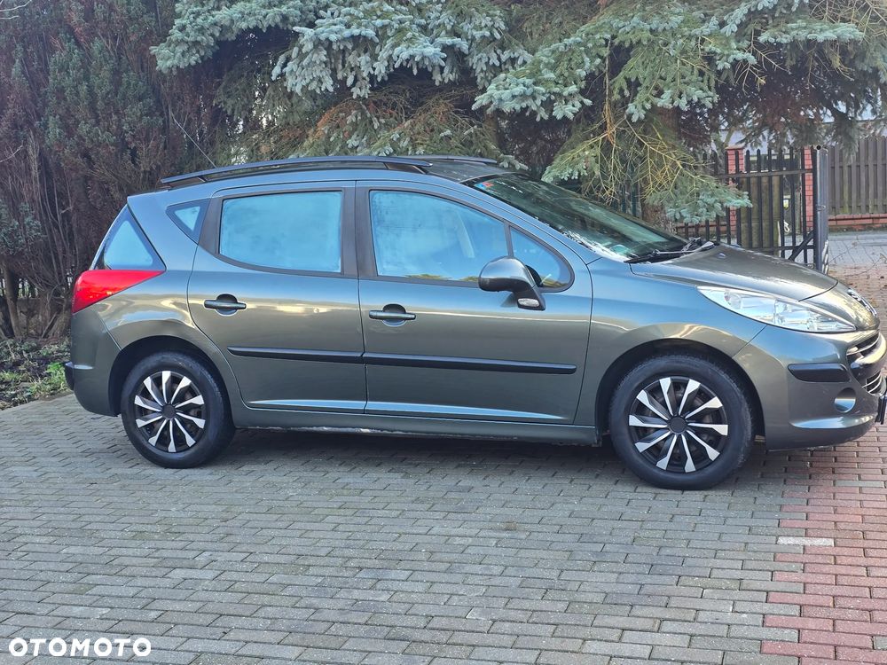 Peugeot 207 - 5