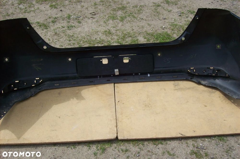 ZDERZAK TYLNY TOYOTA AURIS II HB LIFT 4XPDC - 4