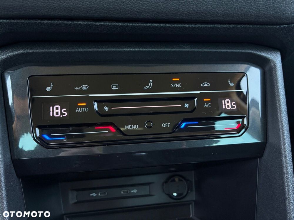 Volkswagen Tiguan 1.5 TSI EVO Elegance DSG - 24