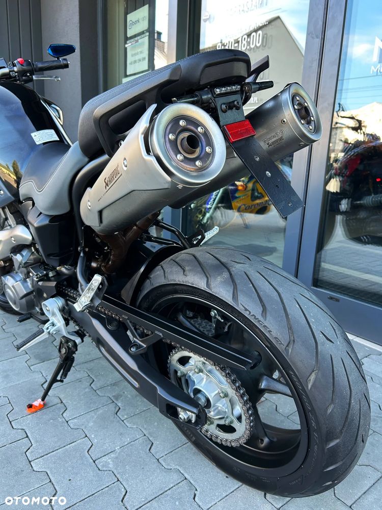 Yamaha MT - 16