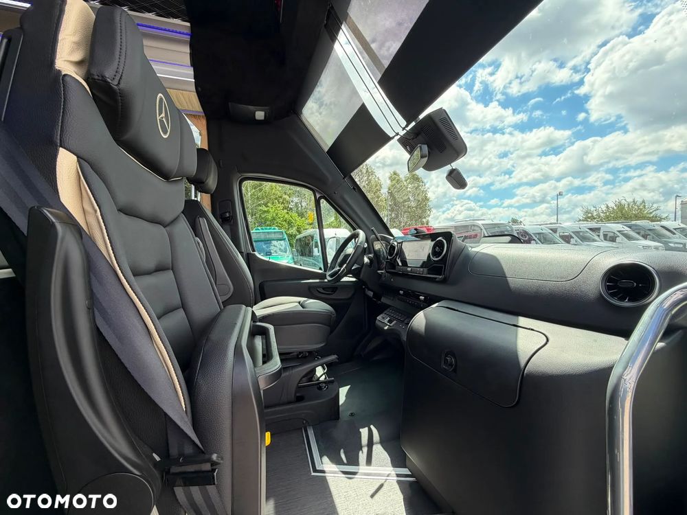 Mercedes-Benz Sprinter 519 - 16