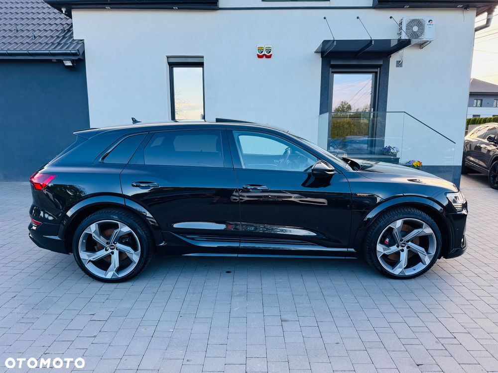 Audi e-tron S Quattro - 6