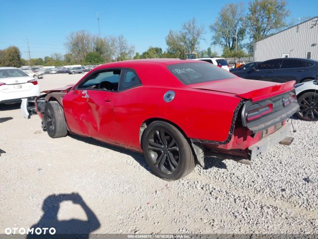 Dodge Challenger - 3