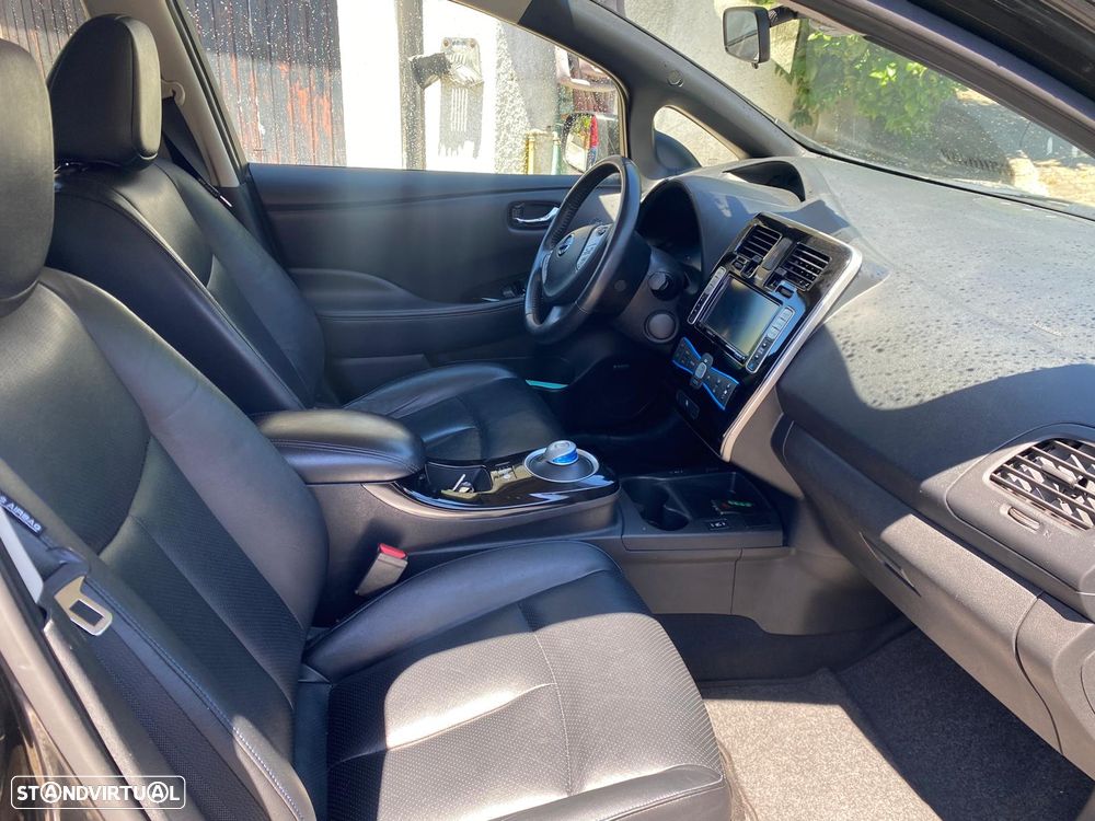 Nissan Leaf - 26
