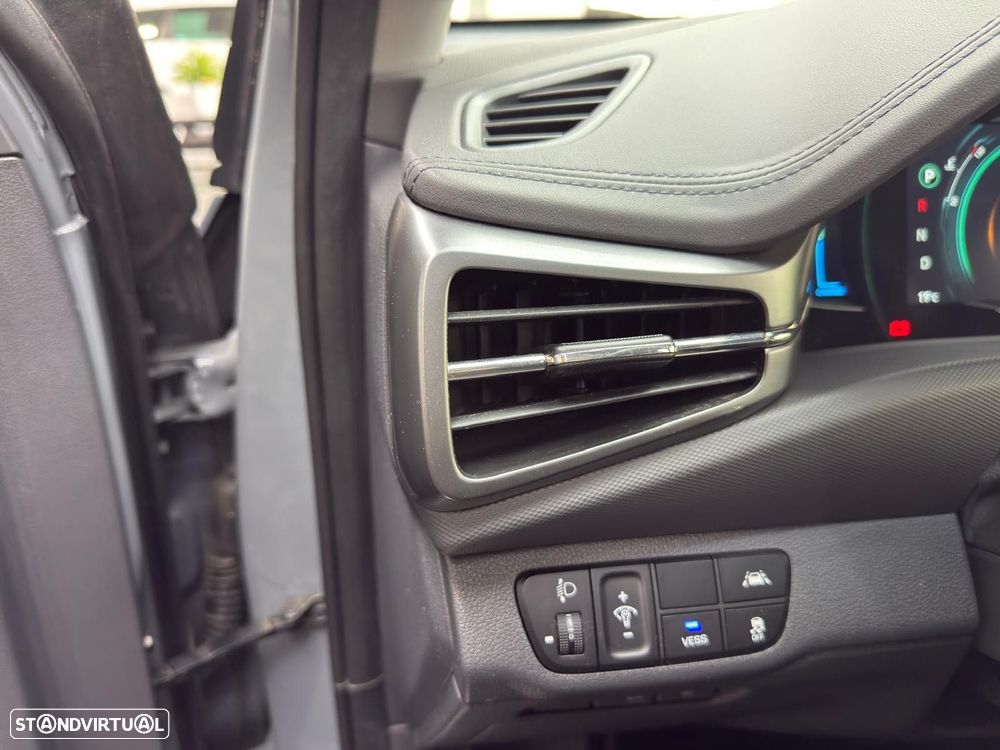 Hyundai Ioniq 1.6 GDI PHEV Pack Plus - 17