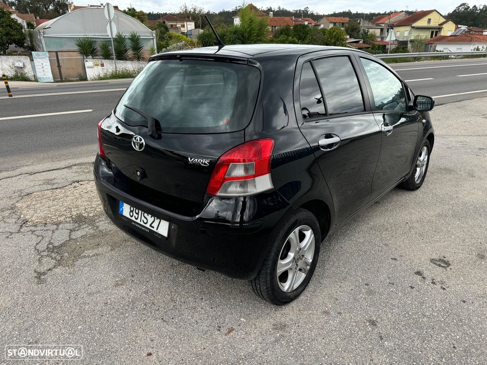 Toyota Yaris 1.4 D-4D Motion - 43