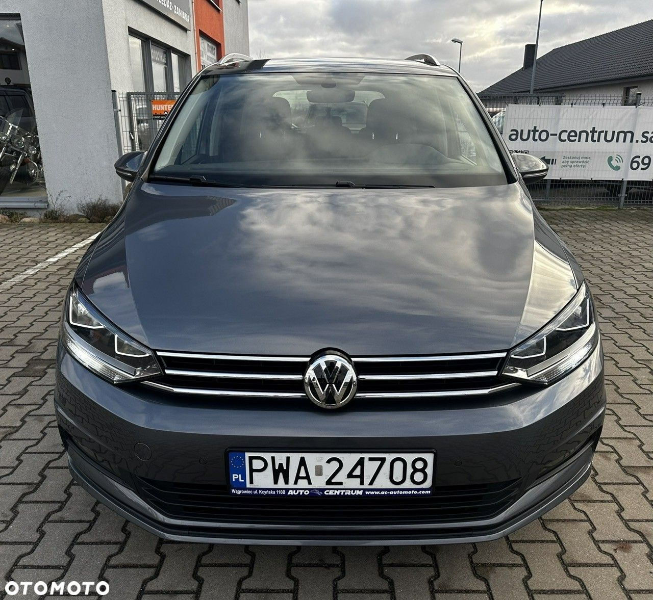 Volkswagen Touran 2.0 TDI SCR Comfortline - 5