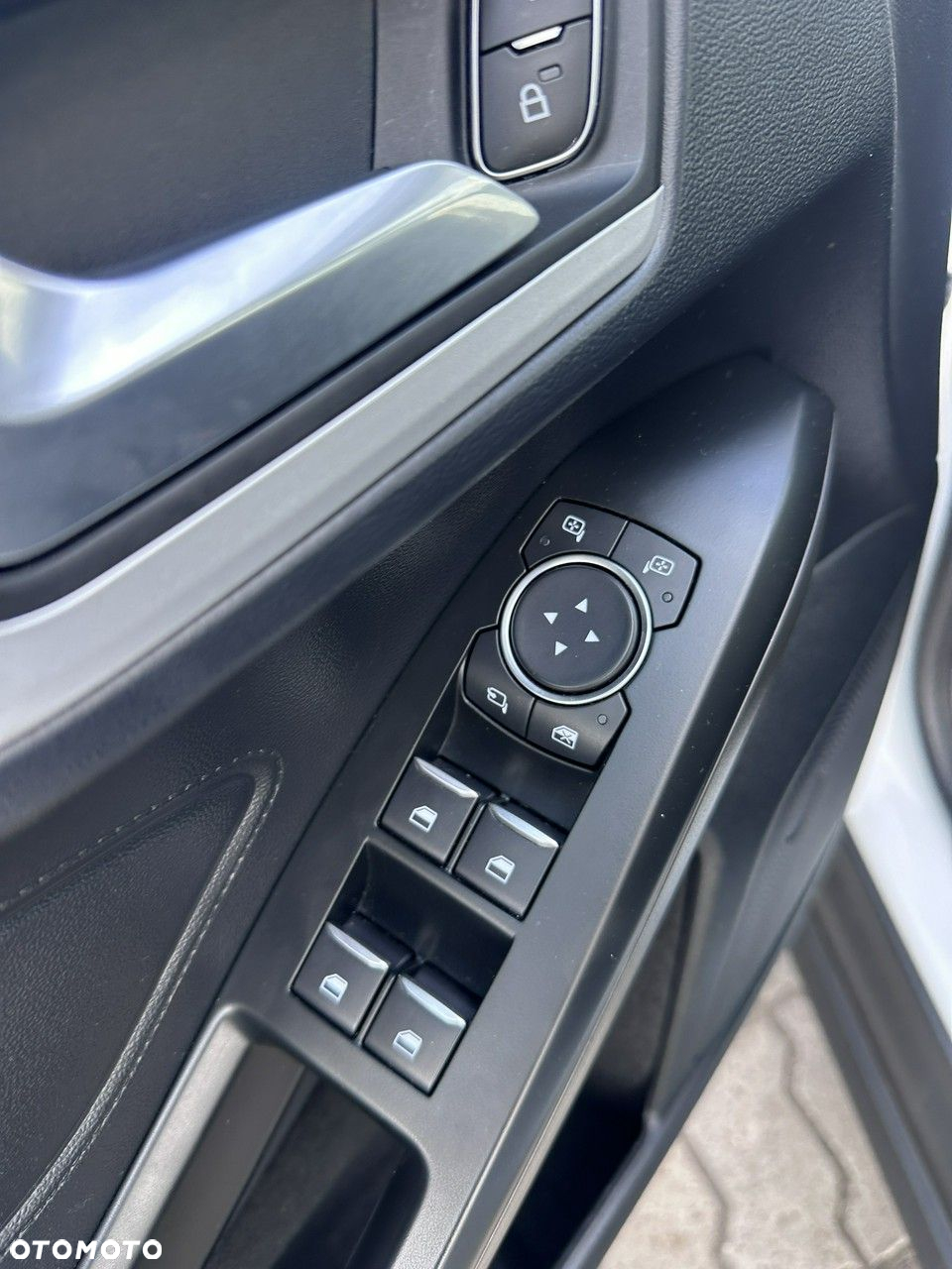 Ford Focus - 23