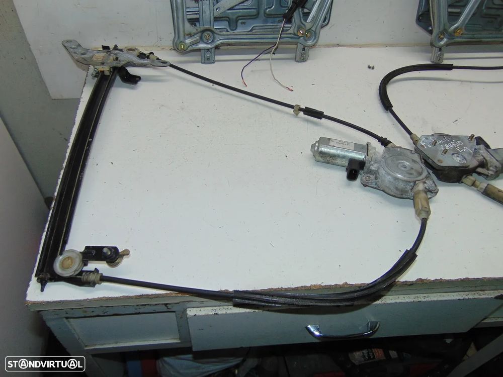 Fiat Punto Cabriolet elevadores - 7