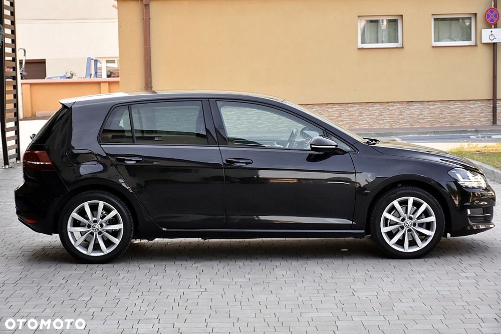 Volkswagen Golf 1.6 TDI DPF BlueMotion - 13