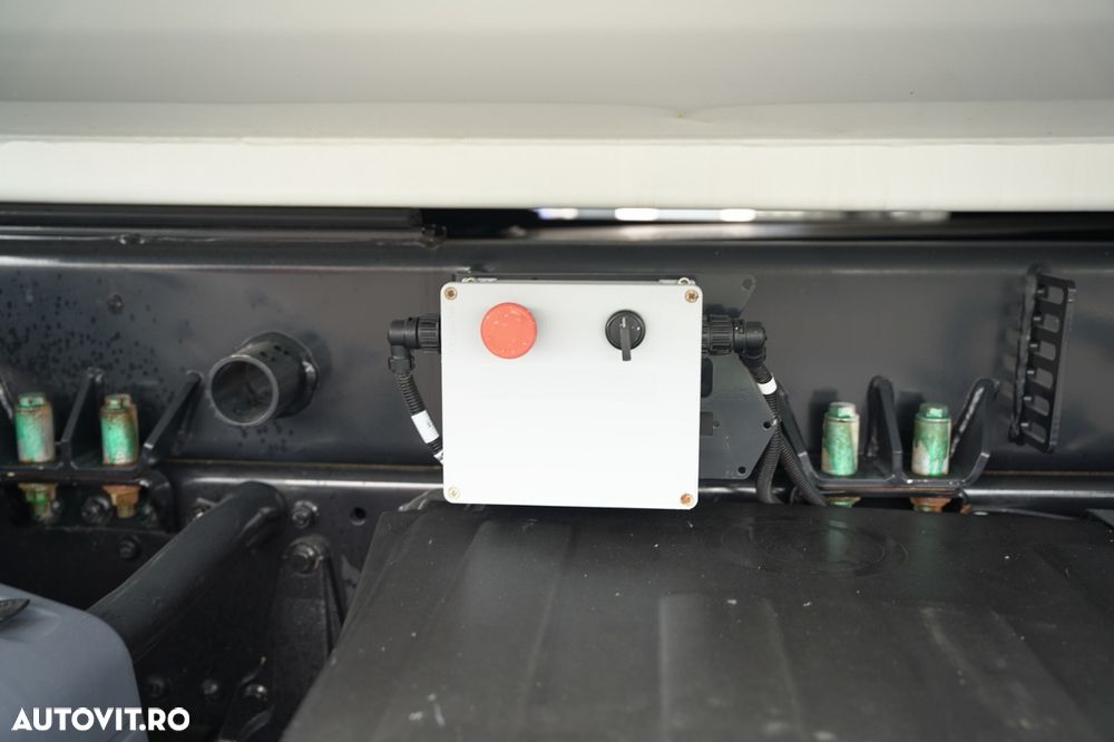 MAN TGS 35.460 / 8X4 / BASCULĂ SPATE / CLAPETĂ HIDRAULICĂ / MEILLER KIPPER / AUTOMAT / ANVELOPE 100% / PERDIERĂ ELECTRICĂ / EURO 6 - 26