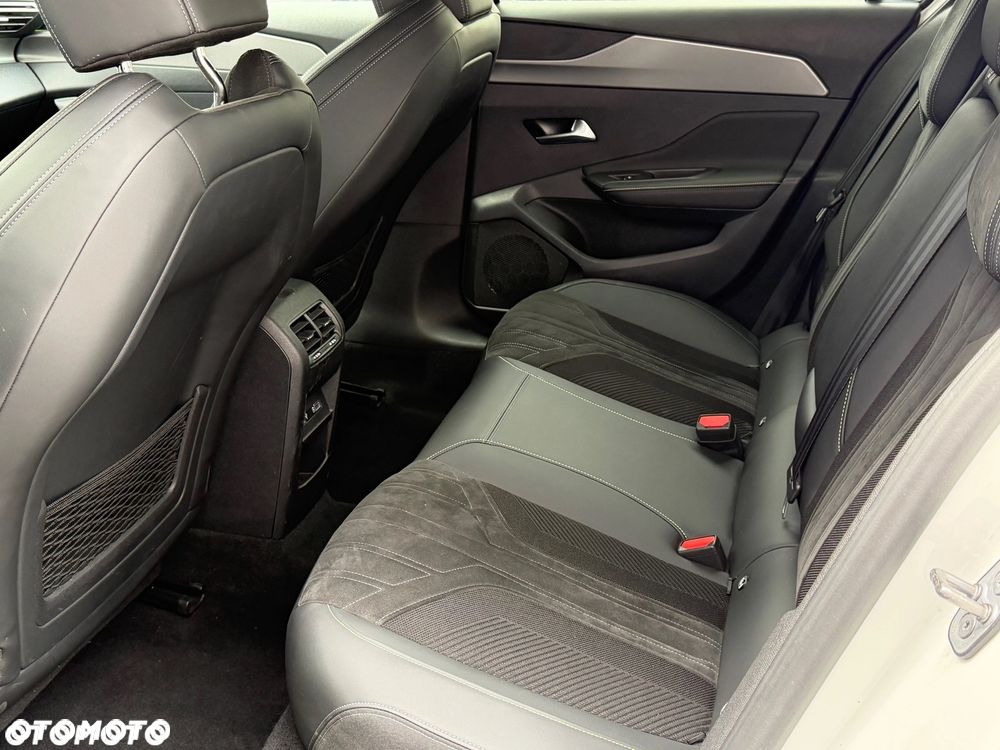 Peugeot 308 BlueHDi 130 EAT8 GT - 34