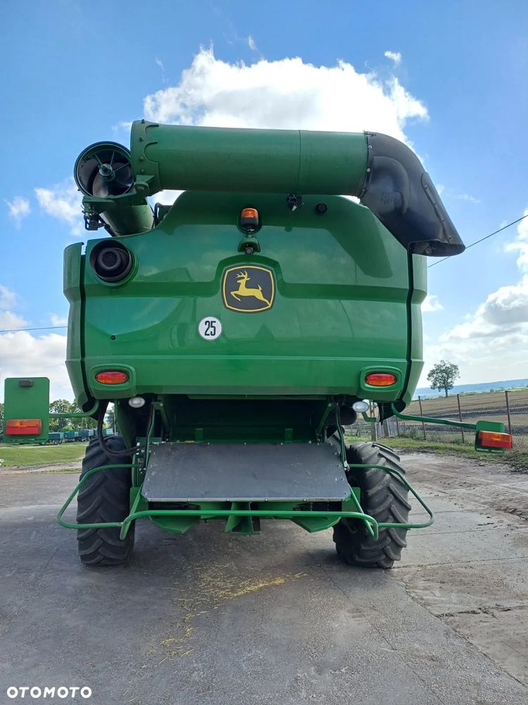 John Deere S790 - 3