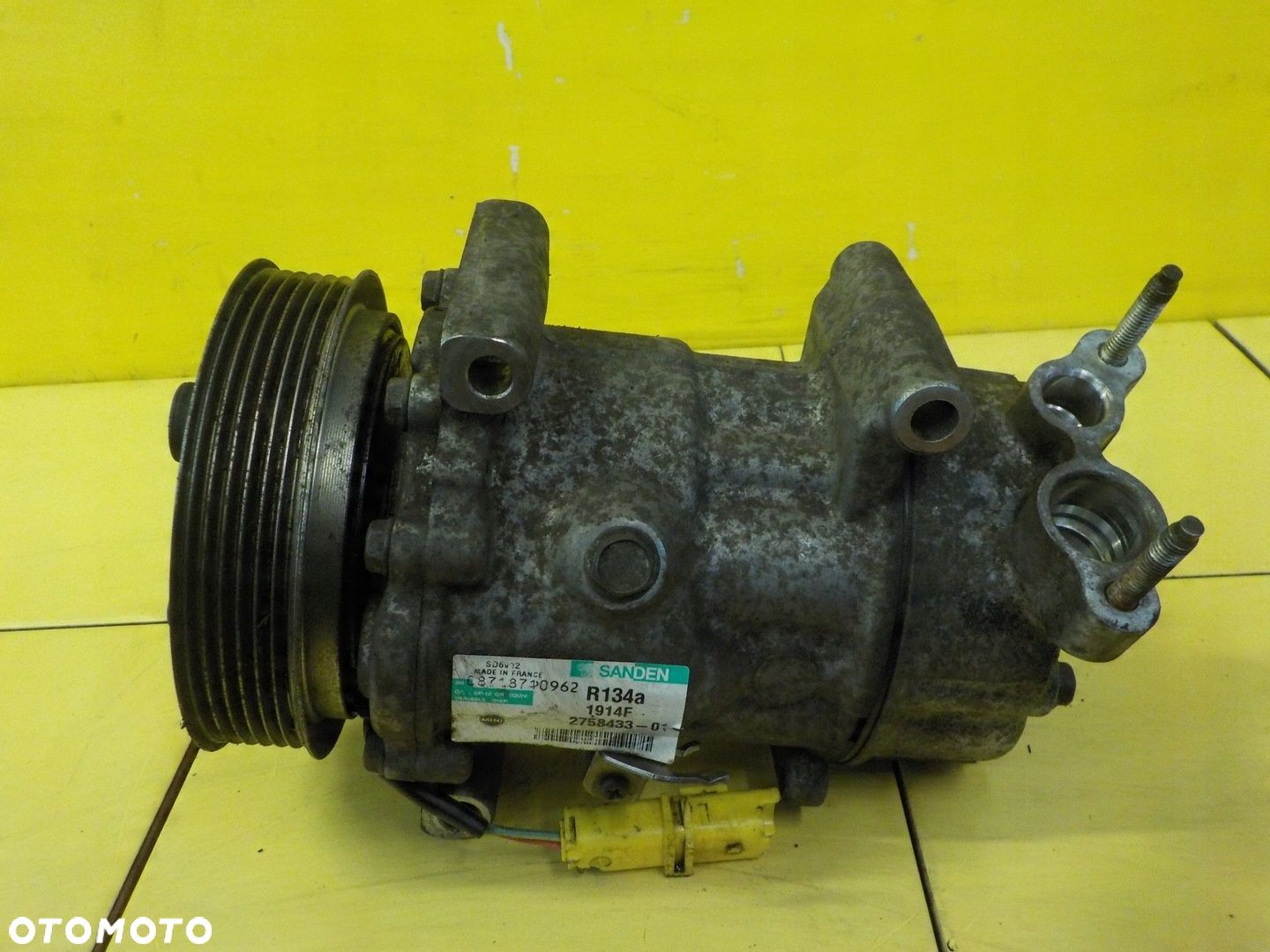 CLUBMAN R56 1.6 VTI 10r 120KM N12B16A sprezarka klimatyzacji 2758433-01 - 1