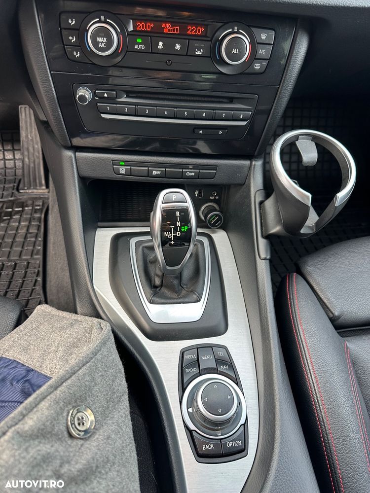 BMW X1 sDrive18d Aut. Sport Line - 8