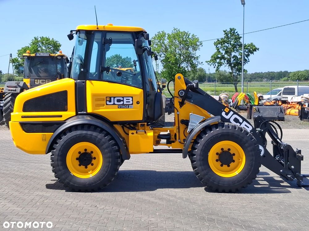 JCB 409 STAGE V - 5