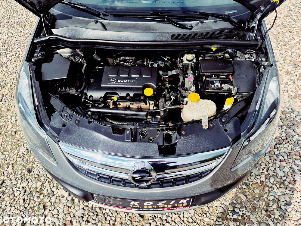 Opel Corsa 1.4 16V Energy - 35