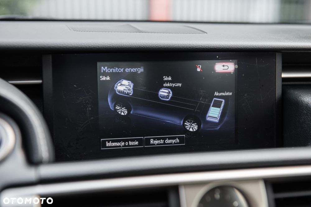 Lexus IS Luxury Line - 21