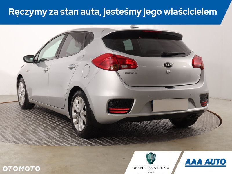 Kia Ceed - 6
