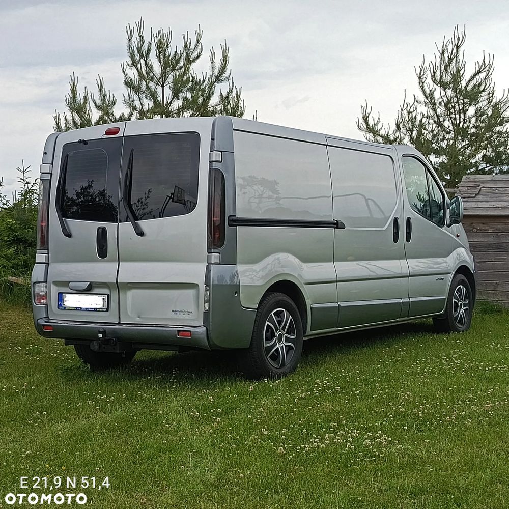 Renault Trafic - 23