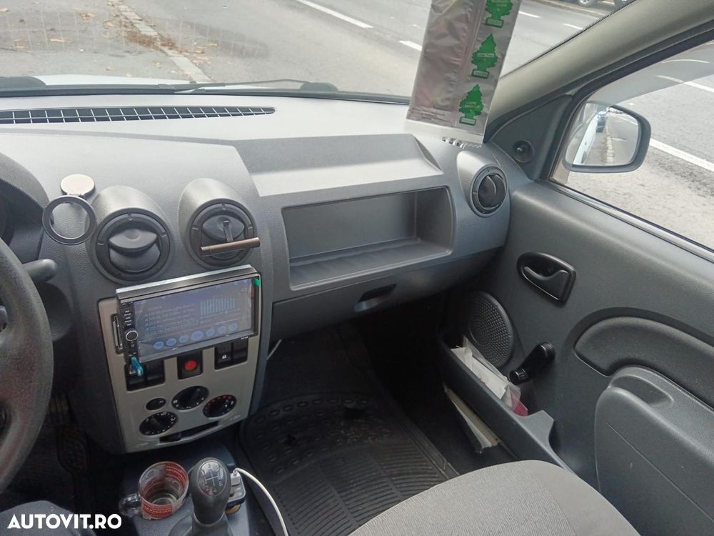 Dacia Logan R90 1.5 dCi Ambiance - 6