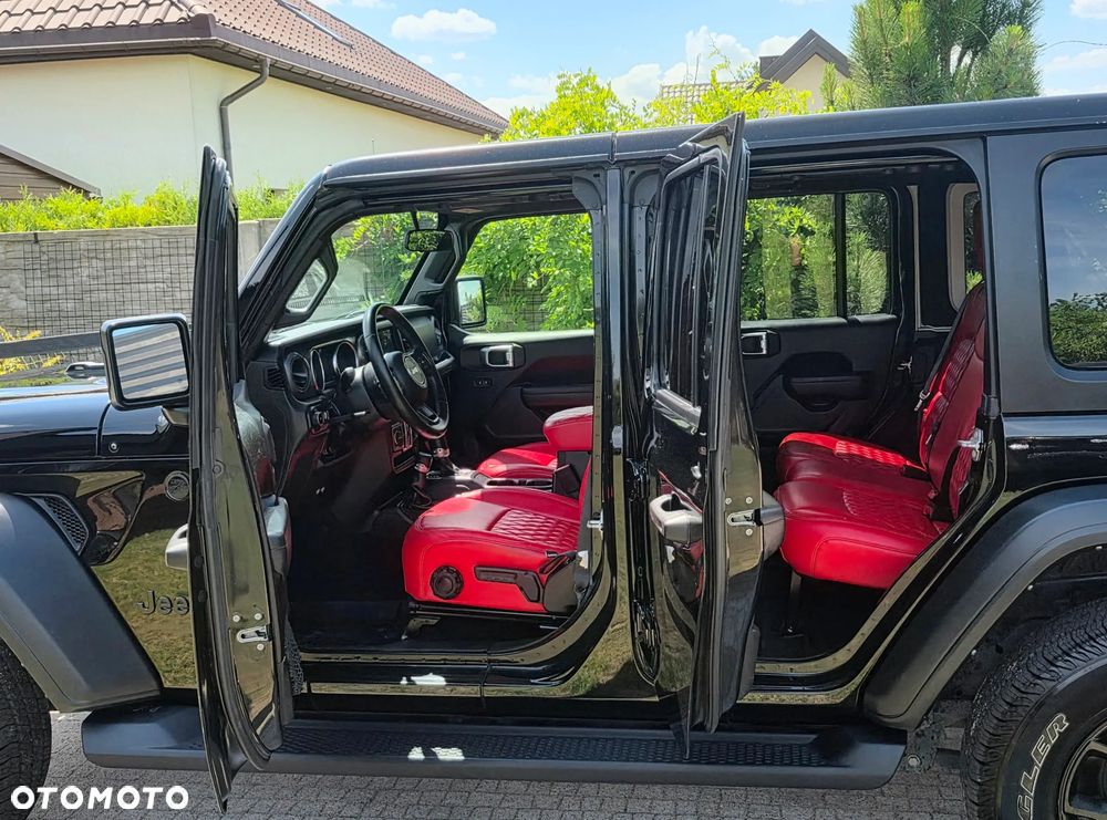 Jeep Wrangler - 36