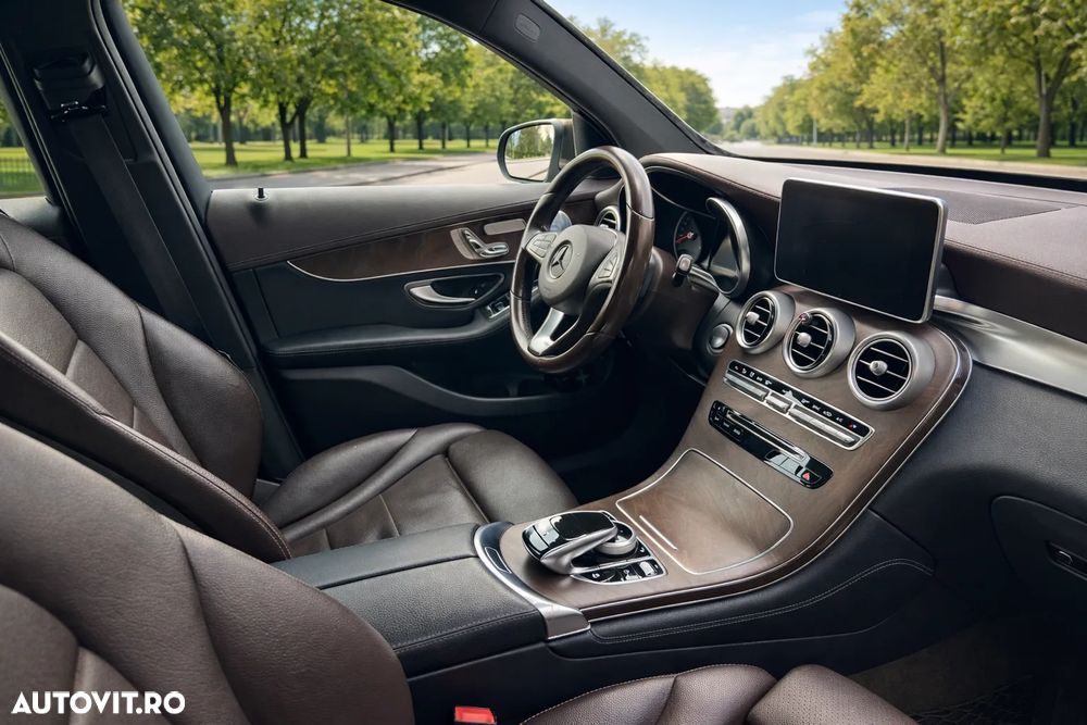 Mercedes-Benz GLC - 18