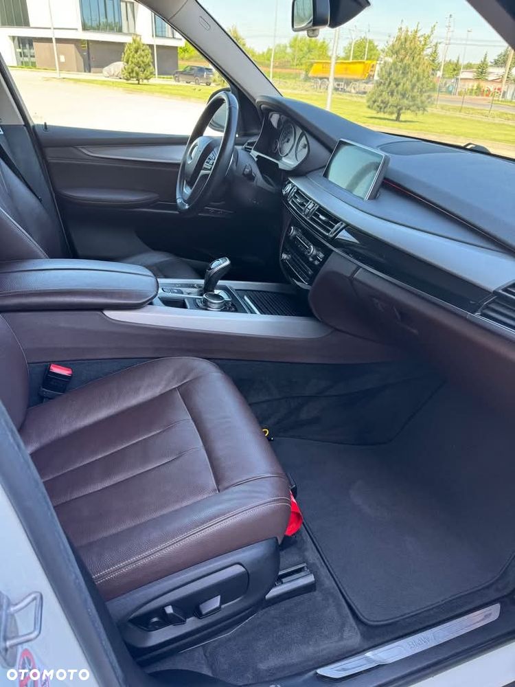 BMW X5 xDrive25d - 8