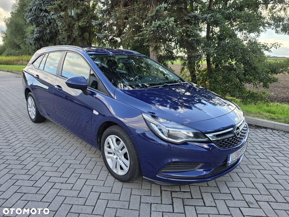Opel Astra 1.6 CDTI Enjoy - 2