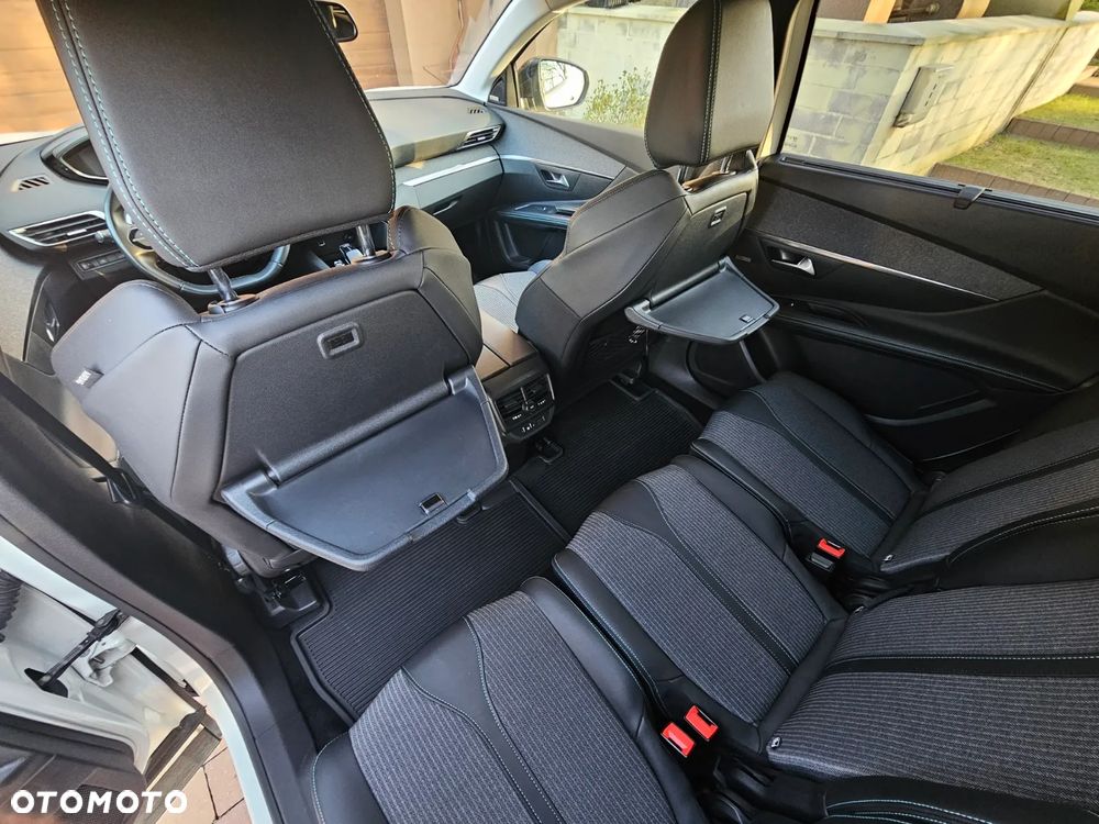 Peugeot 5008 1.5 BlueHDi Allure S&S EAT8 - 29