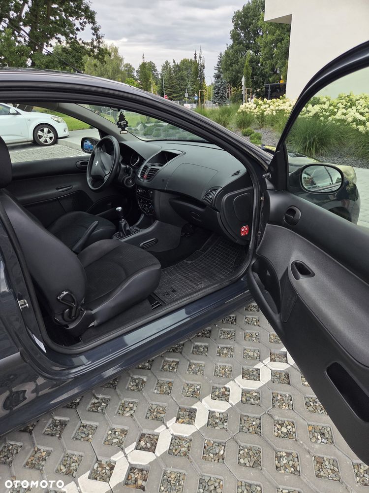 Peugeot 206 1.1 XR Presence - 8