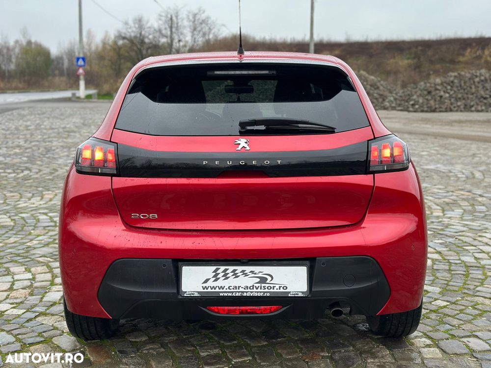 Peugeot 208 1.2 L PureTech STT Allure - 8