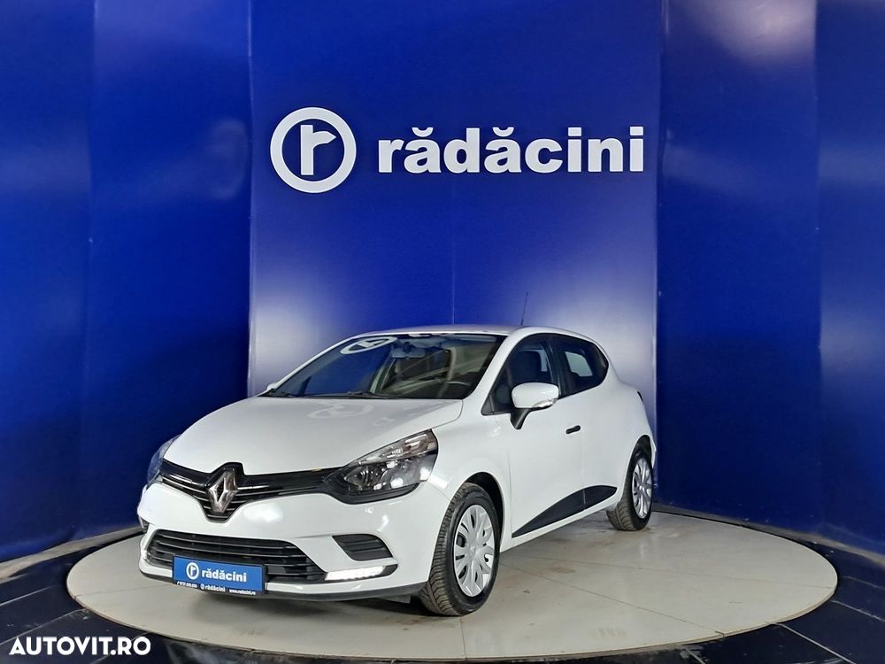Renault Clio - 1