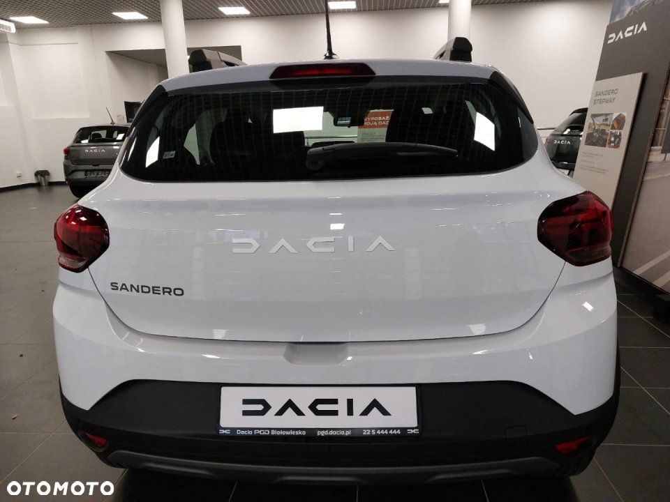 Dacia Sandero - 5