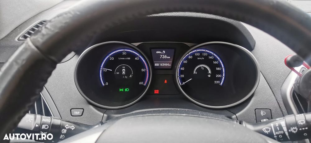 Hyundai ix35 2.0 CRDI 4WD Premium - 4