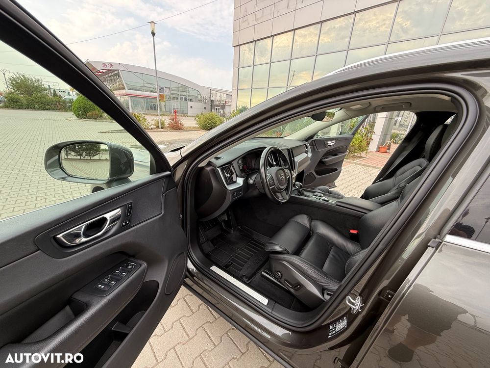 Volvo XC 60 D4 Geartronic Momentum Pro - 7