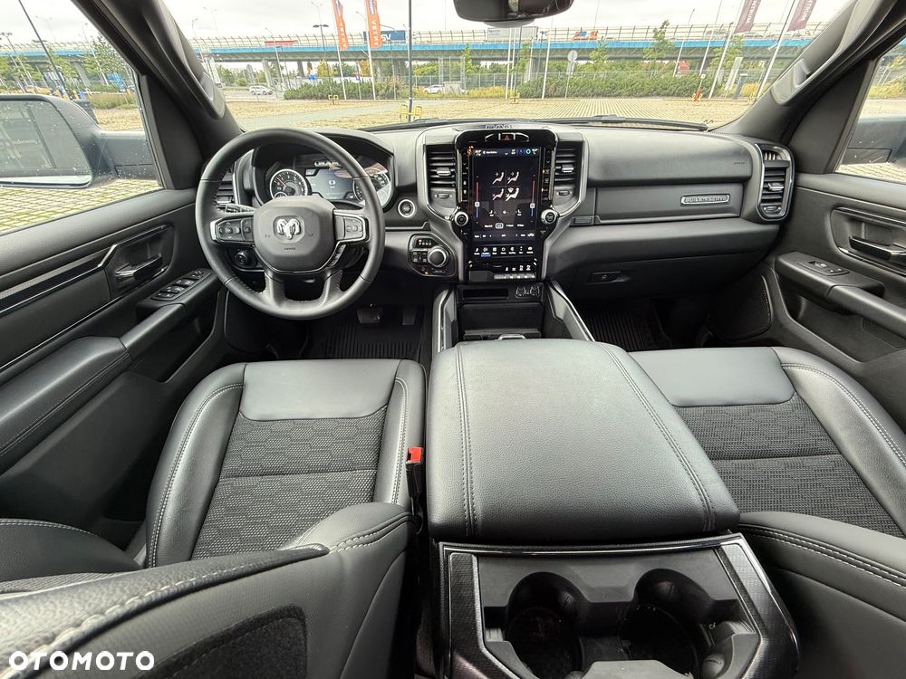 Dodge RAM 1500 5.7 4x4 - 11