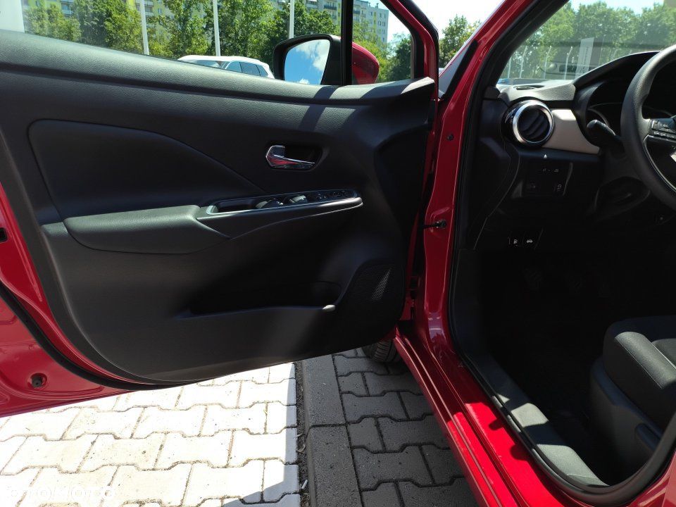 Nissan Micra - 10