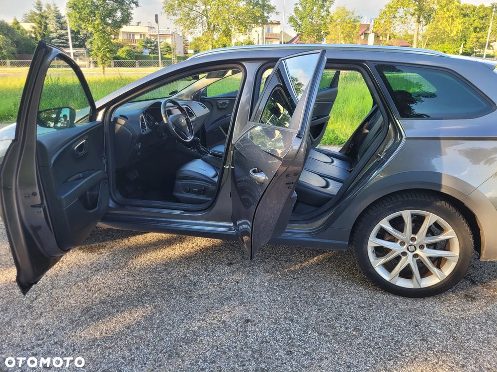 Seat Leon 2.0 TDI DPF Start&Stop DSG XCELLENCE - 30