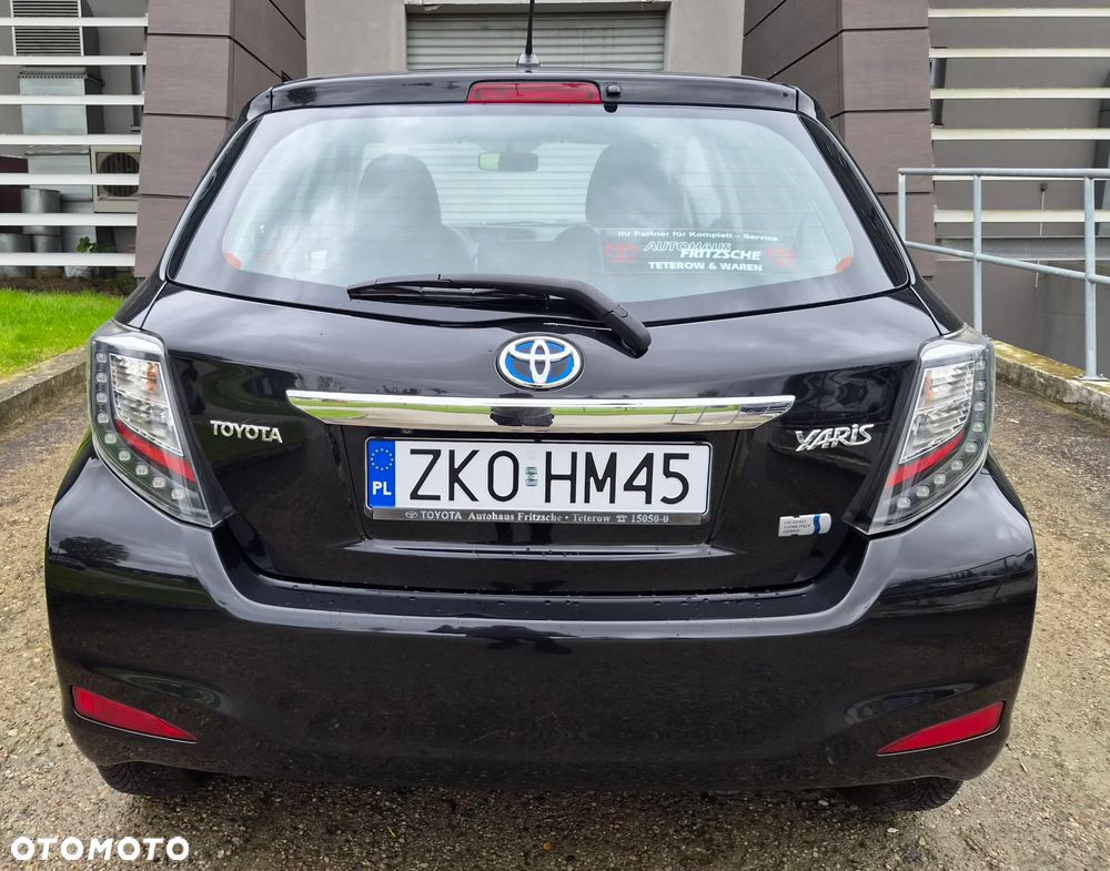 Toyota Yaris 1.5 VVT-i Lounge - 6