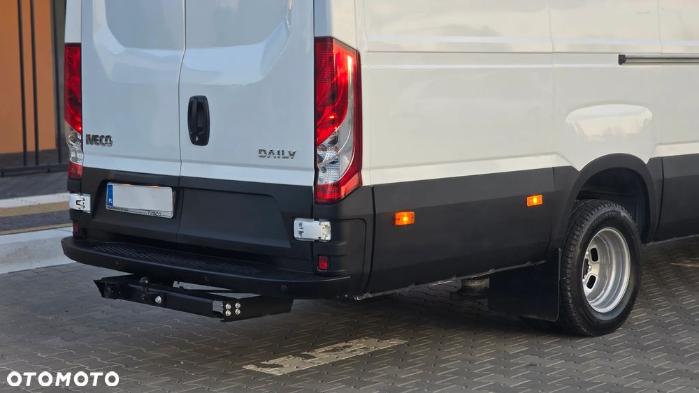 Iveco ❗️❗️DAILY 3.0 180KM MAXI 50C18 L4H3 JAK NOWY ❗️❗️NOWY MODEL / ZABUDOWA VIP 9 OSÓB HAUSER / 3500KG HAK / PIERWSZY WŁASCICIEL / BLASZAK / NAVI / KAMERA COFANIA / ZAWIESZENIE PNEUMATYCZNE AIR-PRO  / KLIMATYZACJA POSTOJOWA / SKRZYNIA MANUALNA / BLIŹNIAKI / TEMPOMAT / WERSJA WZMOCNIONA / FULL OPCJA / SERWIS ASO / SALON POLSKA / 35C15 50C15 35C18❗❗ JAK Z SALONU - NOWY -❗❗ - 16